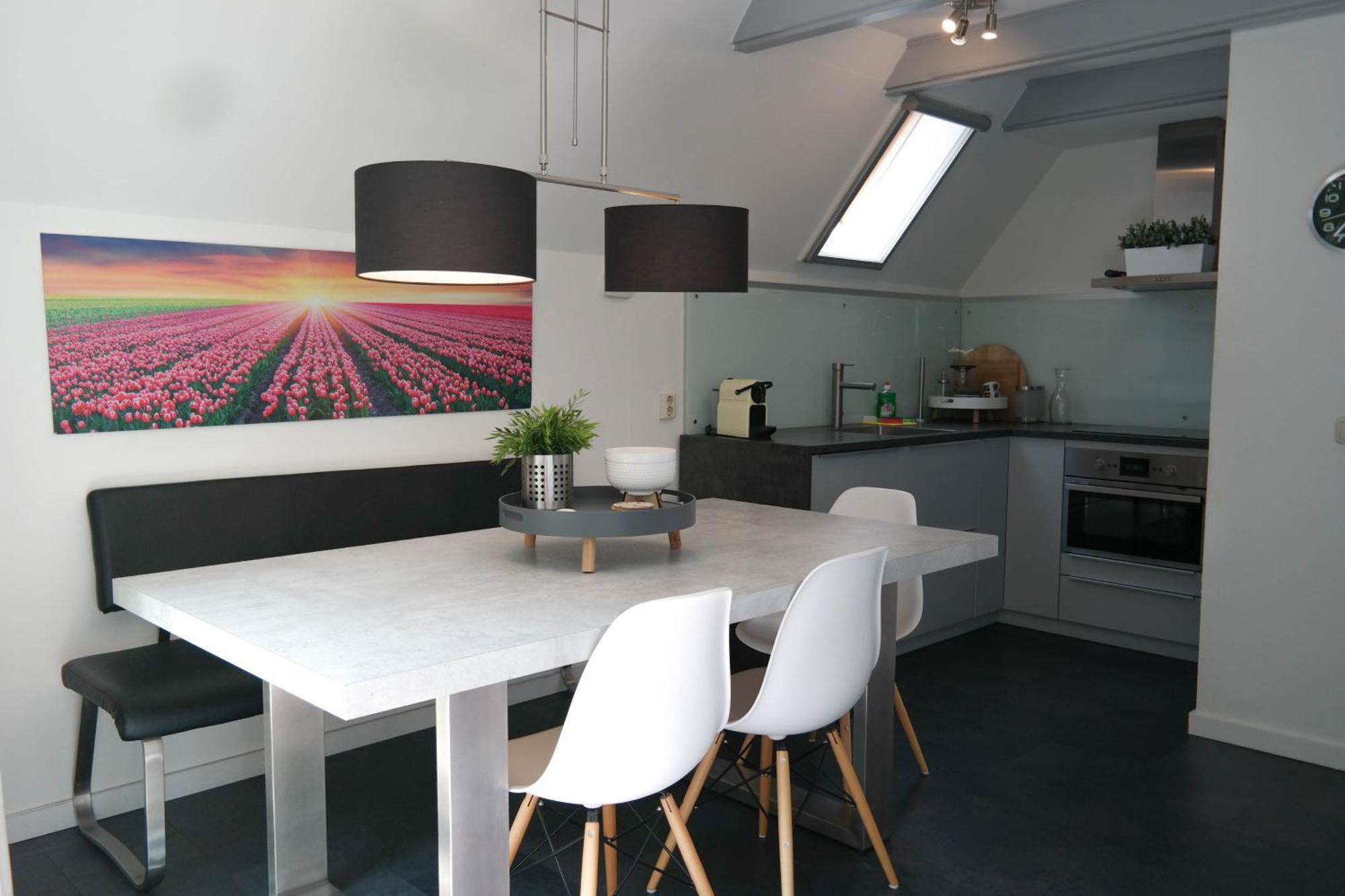Sonnenhaus 6 Pers House With Sunny Terrace At A Typical Dutch Canal & By Lauwersmeer Lake. Anjum 外观 照片