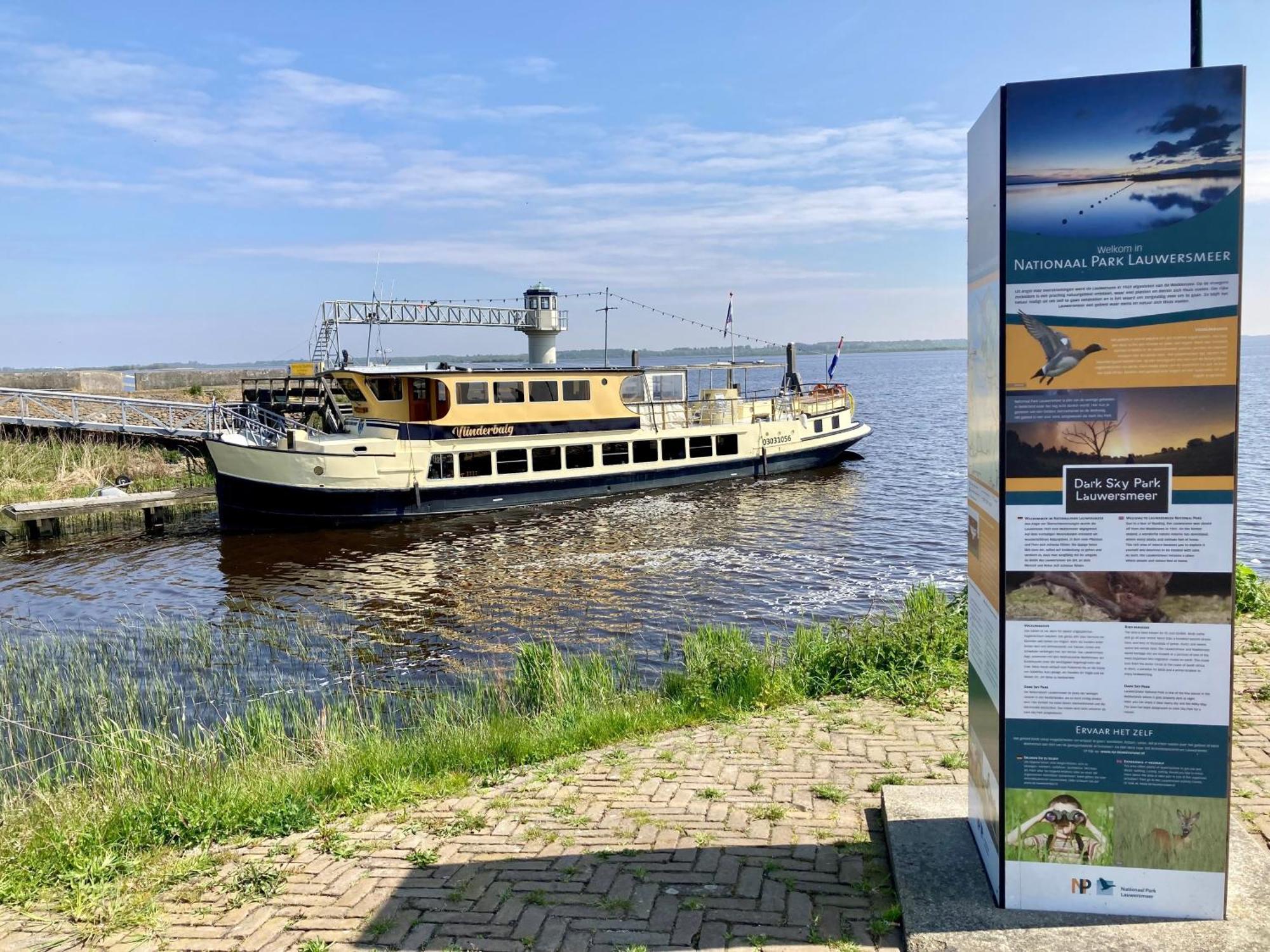 Sonnenhaus 6 Pers House With Sunny Terrace At A Typical Dutch Canal & By Lauwersmeer Lake. Anjum 外观 照片
